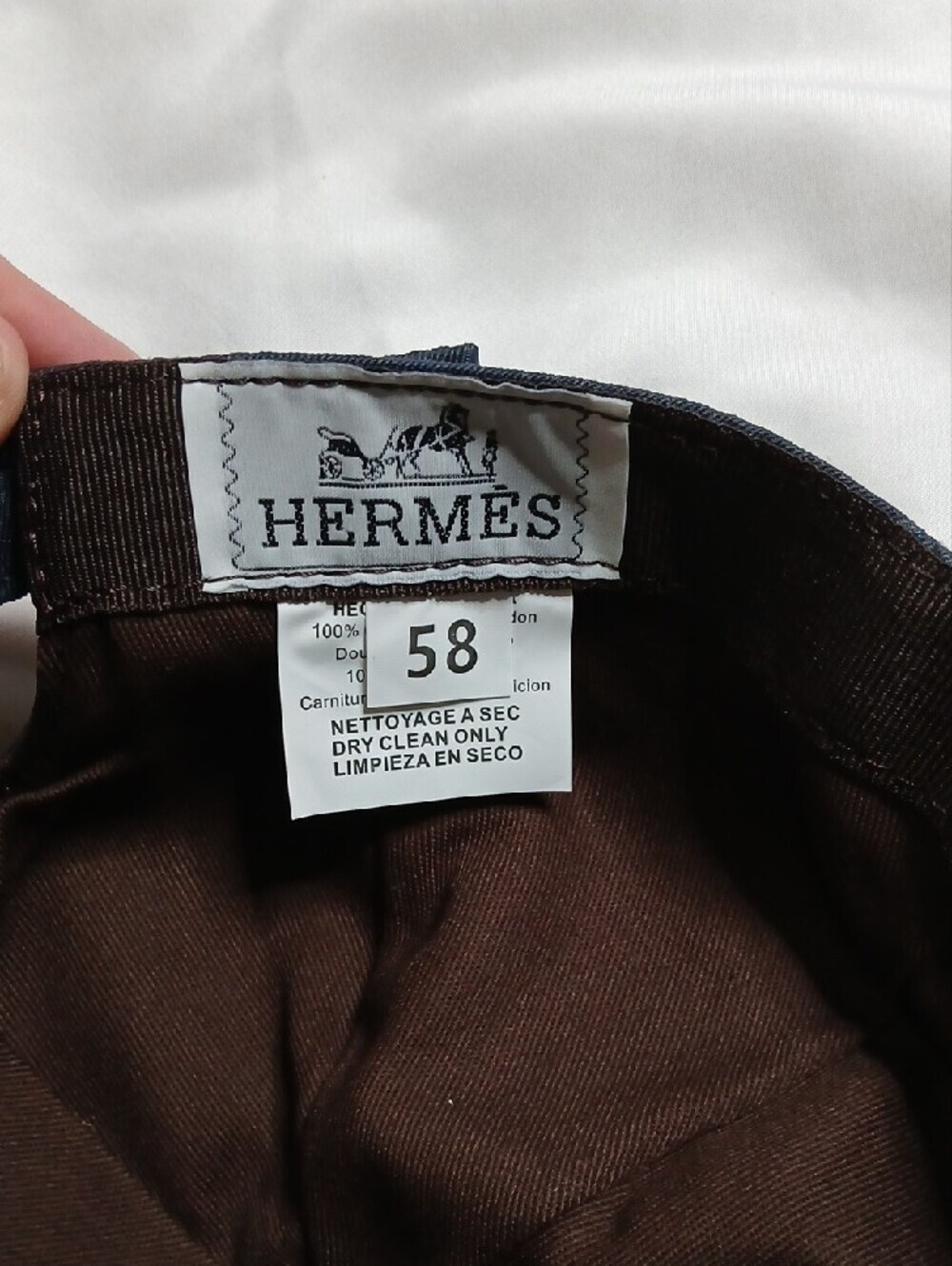 Hermes Navy Blue Baseball Cap with White Embroidered Logo - Picture 5 of 5